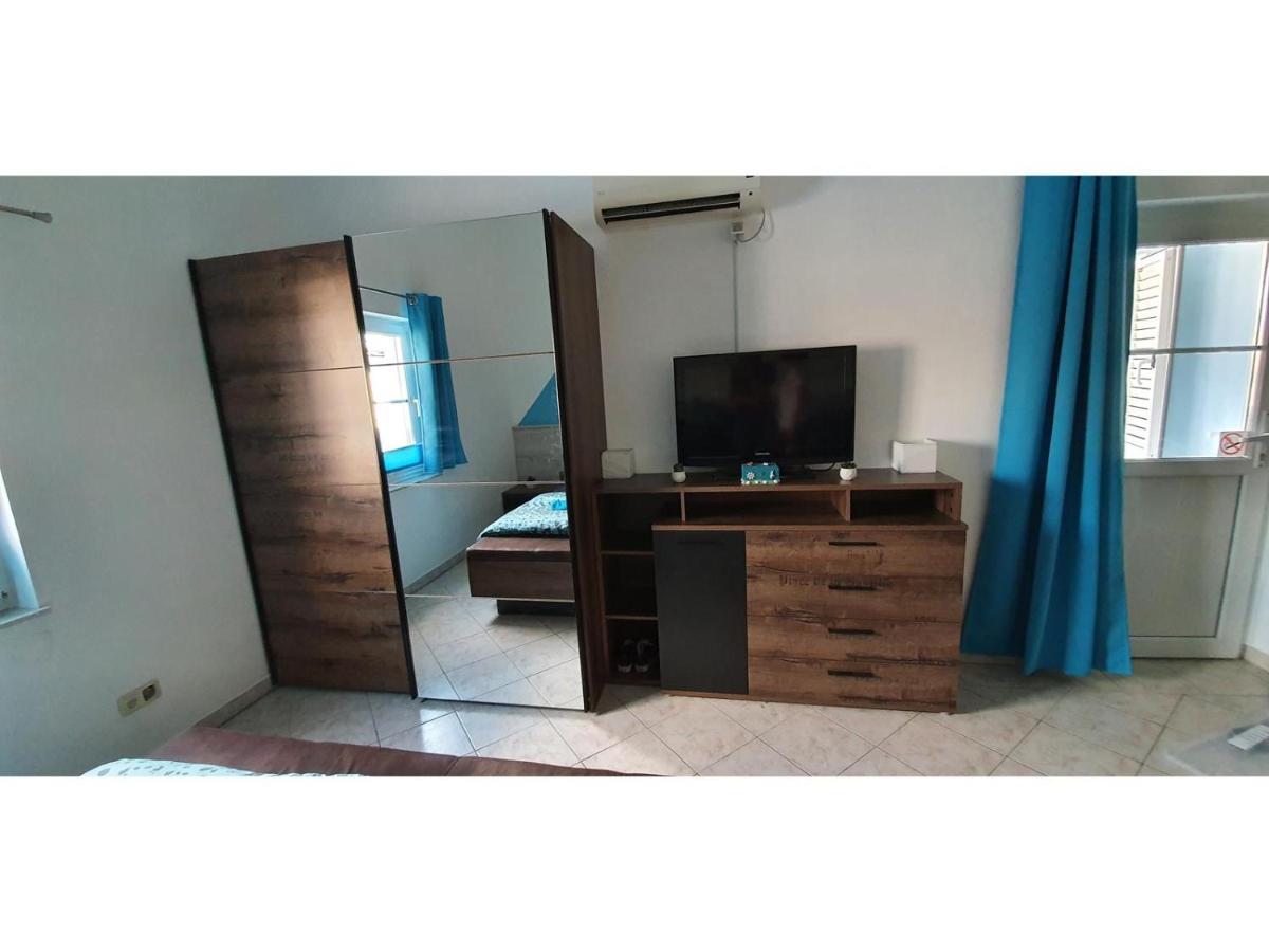 Blue Sea Vir Apartments Exterior foto